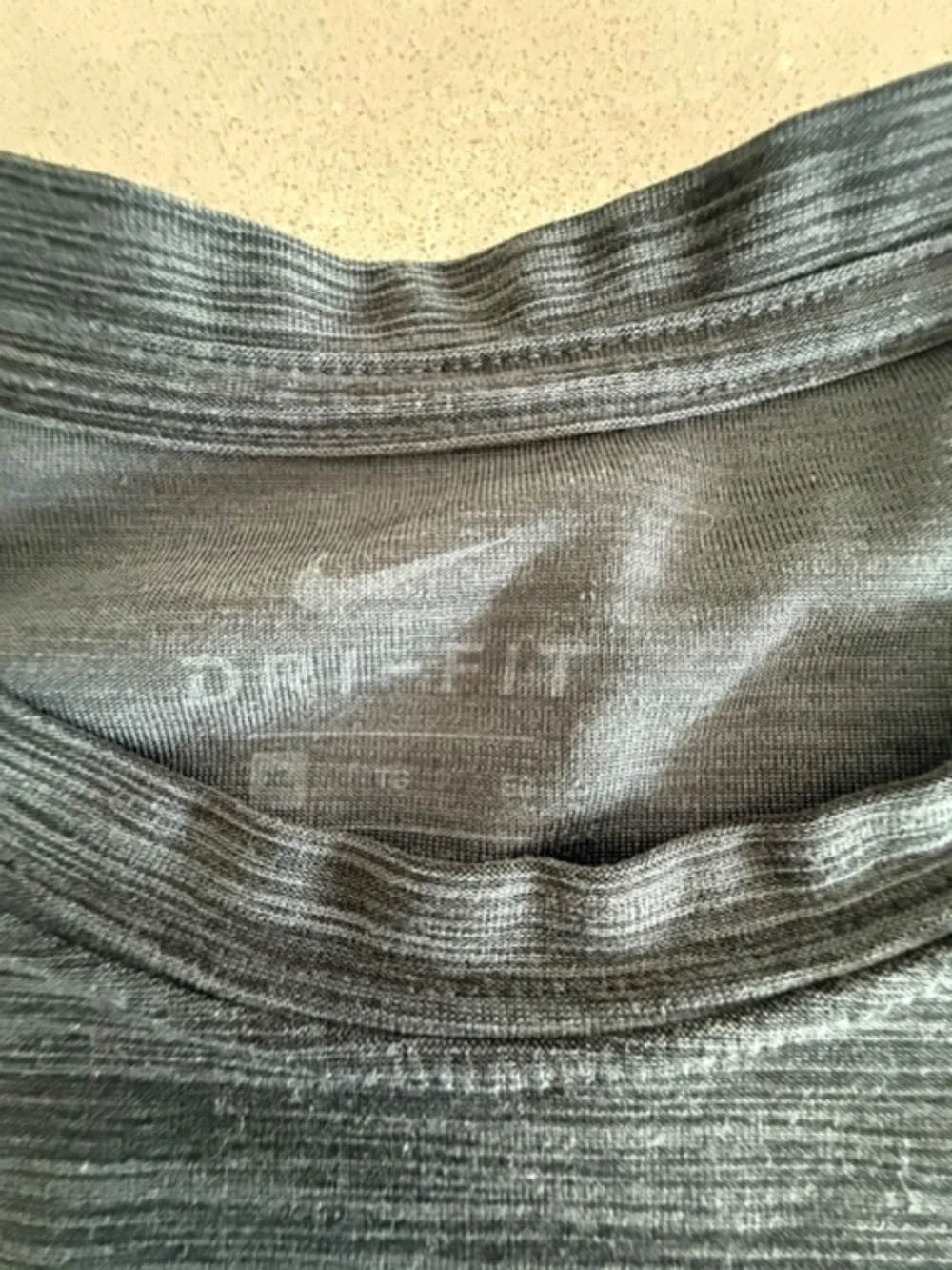 Women's Marbled Dark Gray Nike Dri-Fit Crew Neck T-shirt X-Large XL EUC